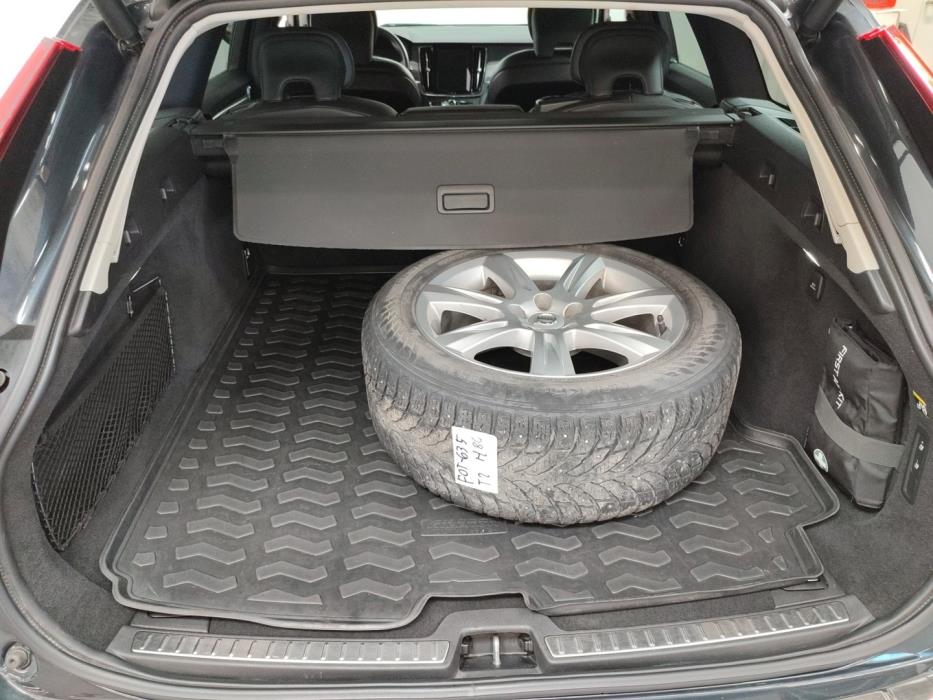 VOLVO V90 2019