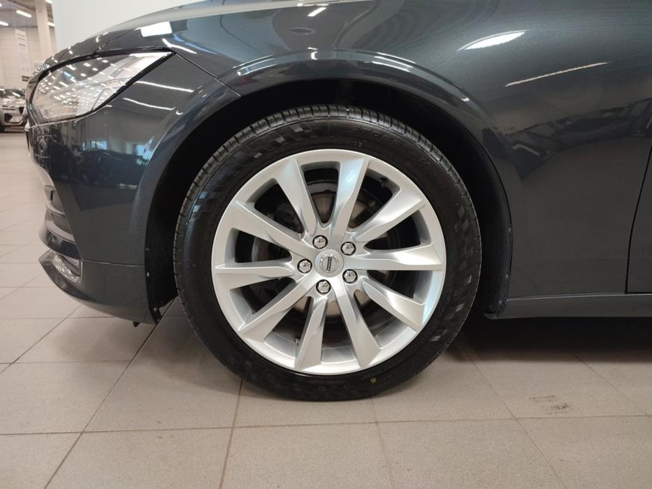 VOLVO V90 2019