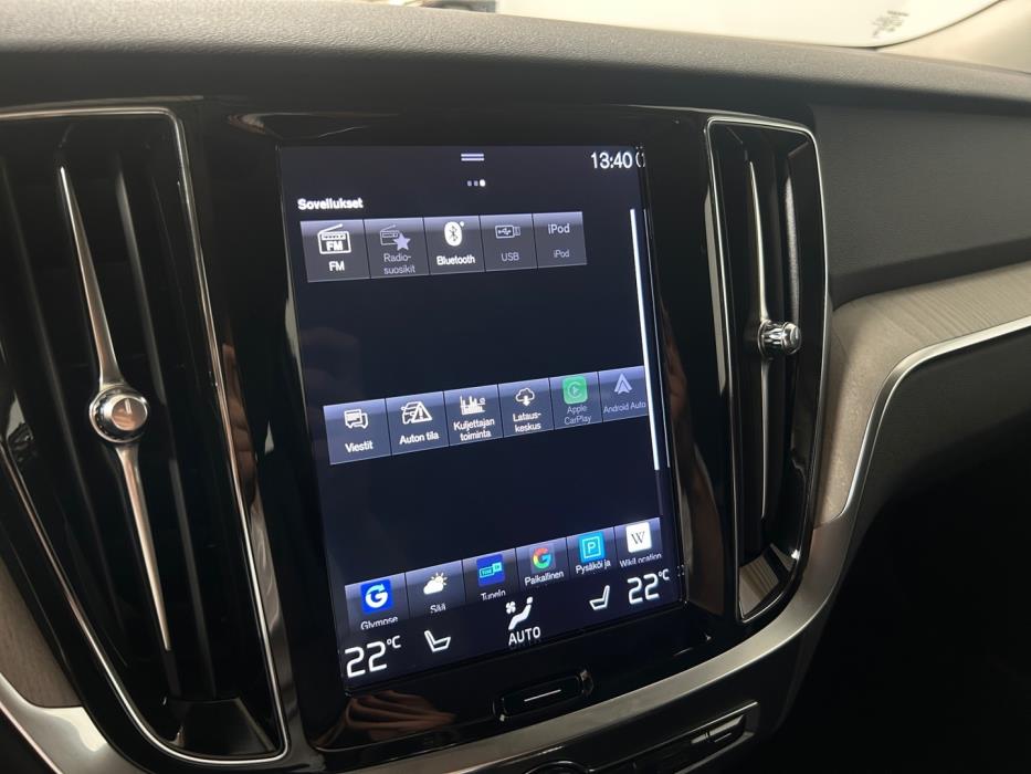 VOLVO V60 2020