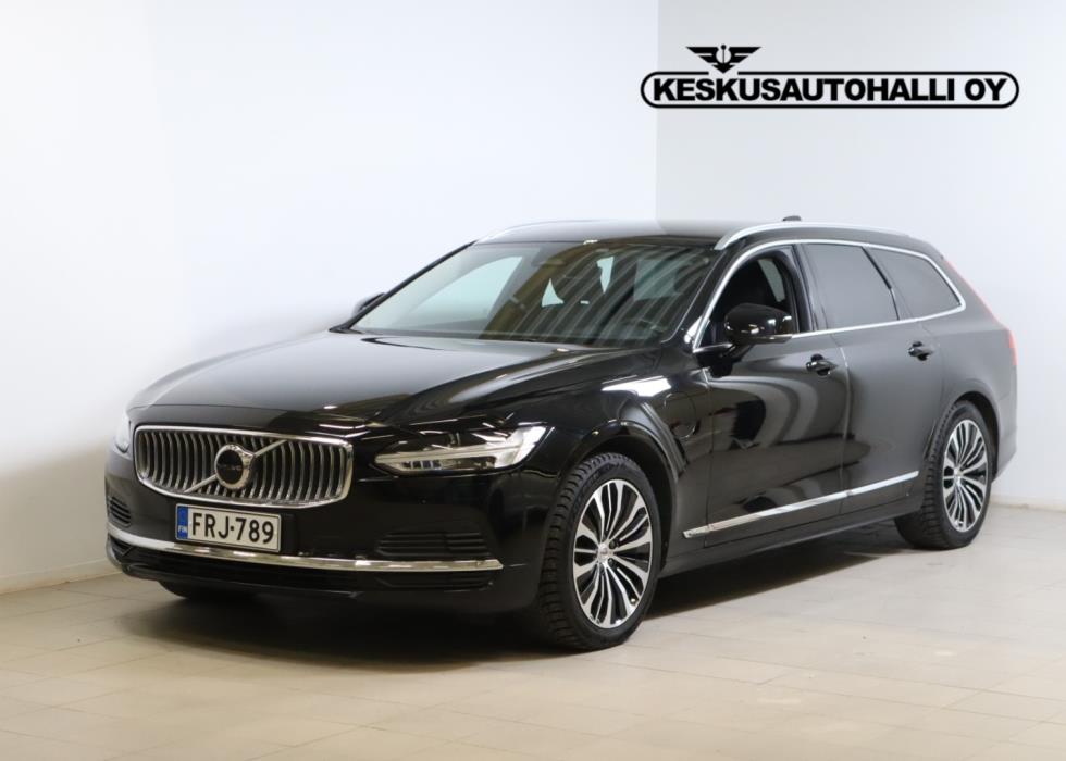 VOLVO V90 2023