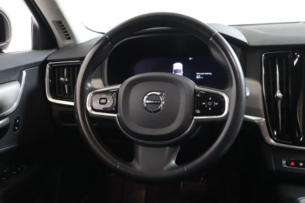 VOLVO V90 2023