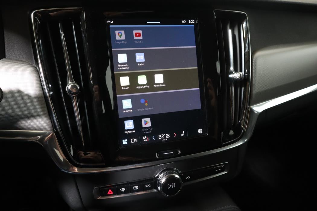 VOLVO V90 2023