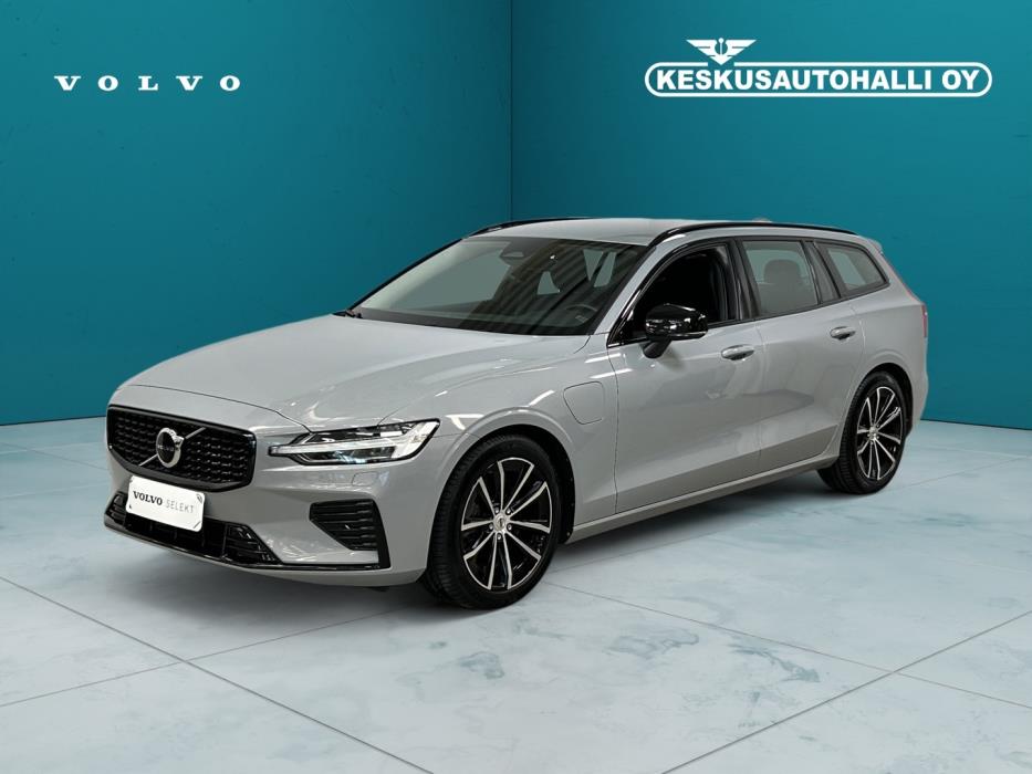 VOLVO V60 2024