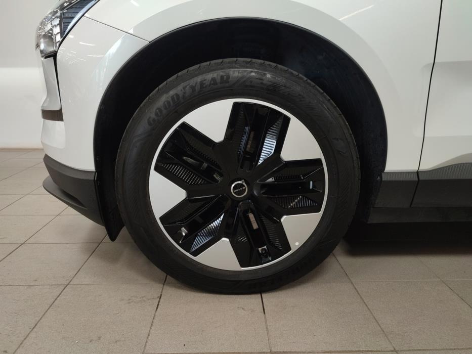 VOLVO EX30 2024