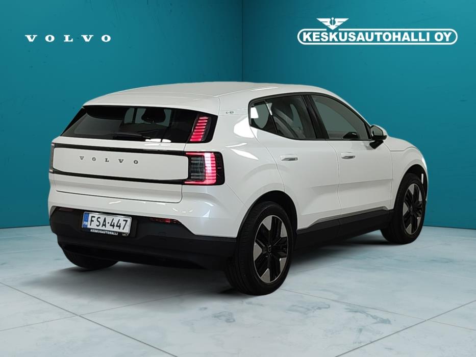 VOLVO EX30 2024