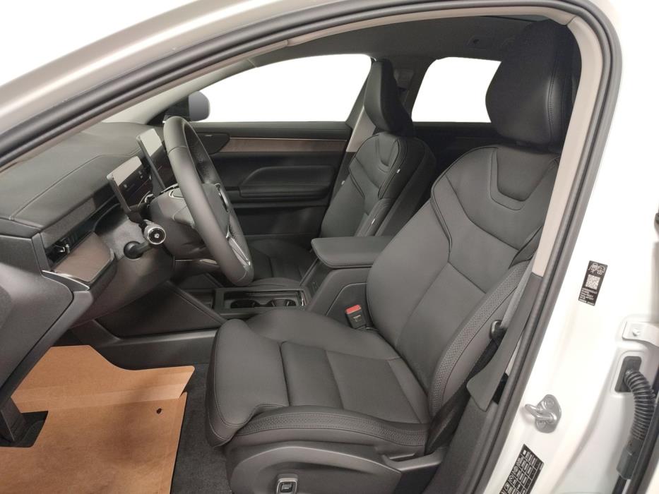 VOLVO ES90 2026