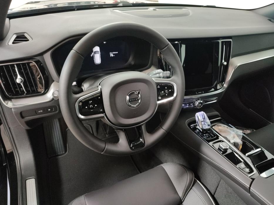 VOLVO V60 2026