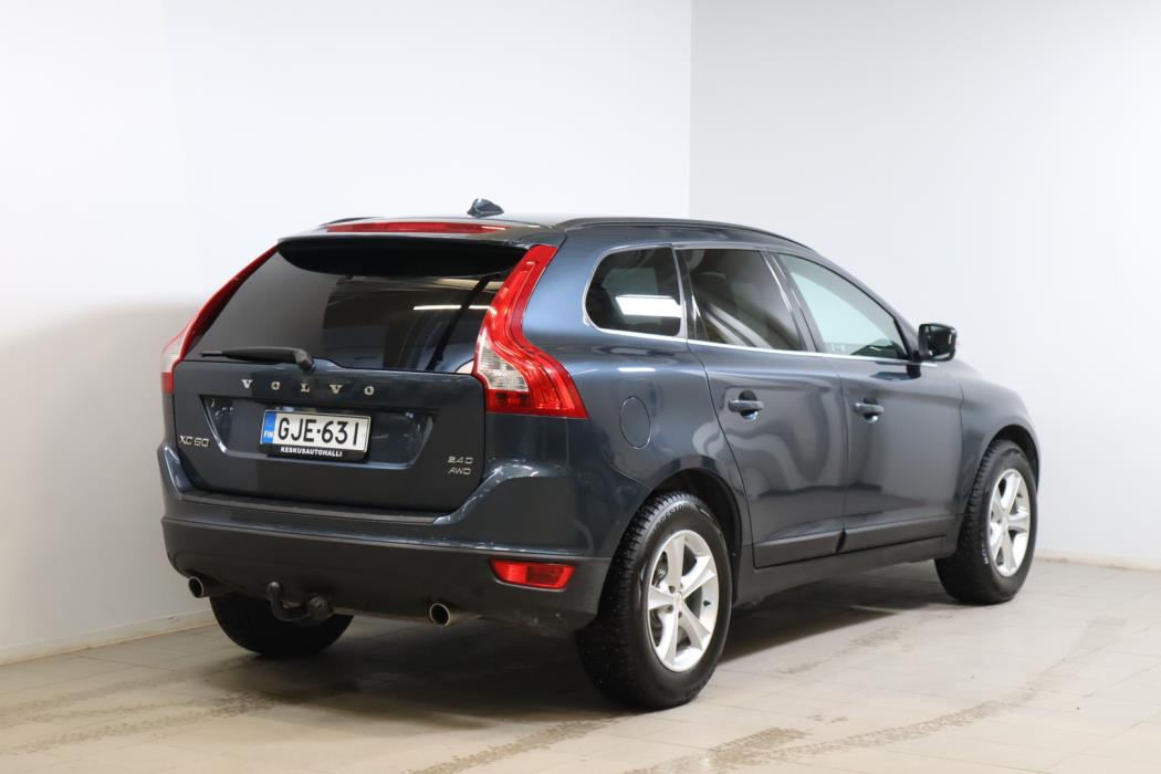 VOLVO XC60 2010