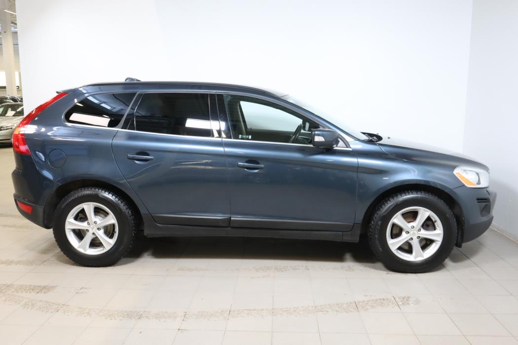 VOLVO XC60 2010