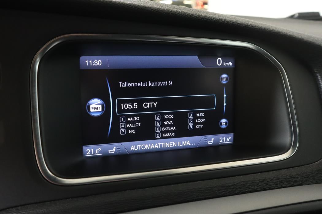 VOLVO V40 CROSS COUNTRY 2013