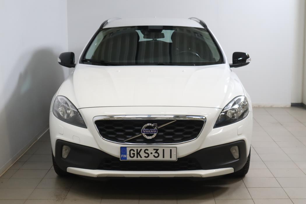 VOLVO V40 CROSS COUNTRY 2013