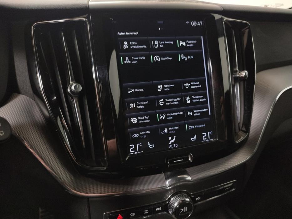 VOLVO XC60 2018