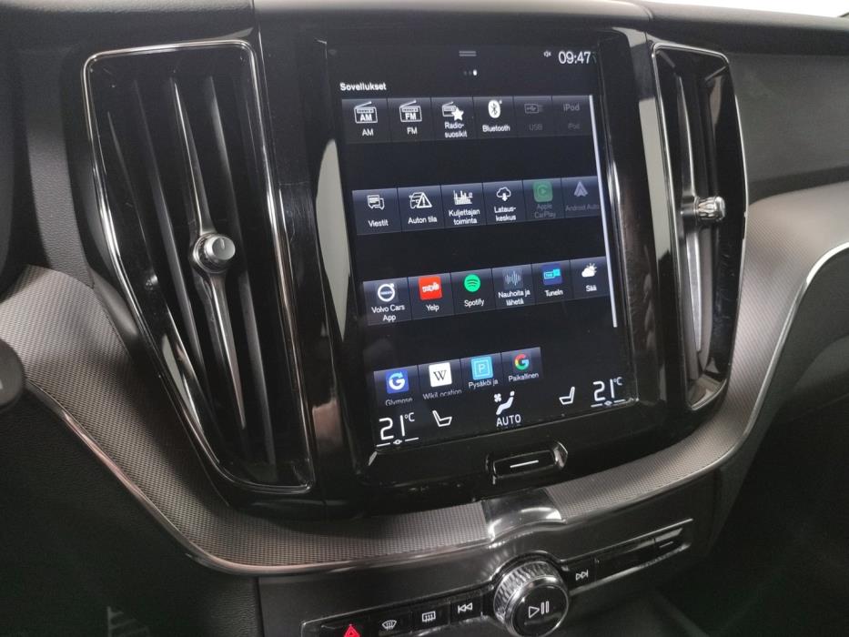 VOLVO XC60 2018