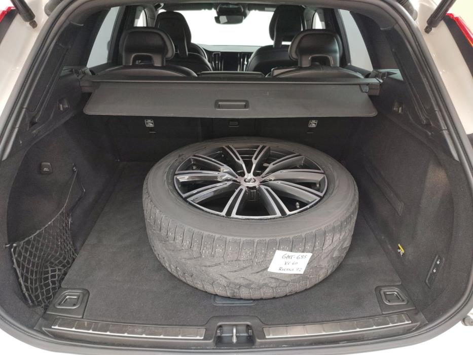 VOLVO XC60 2018