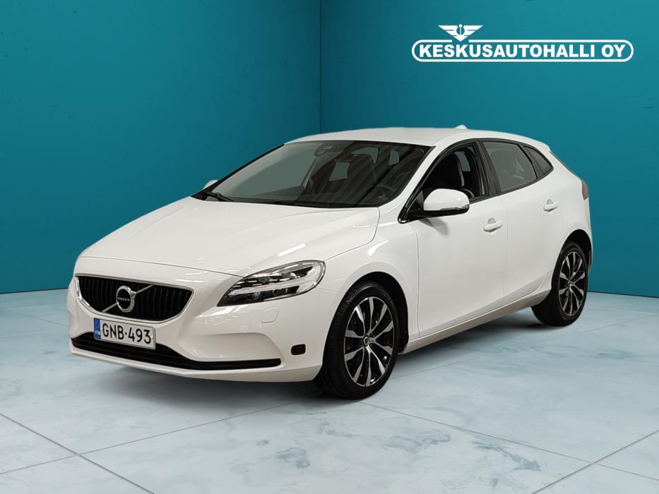 VOLVO V40 2019