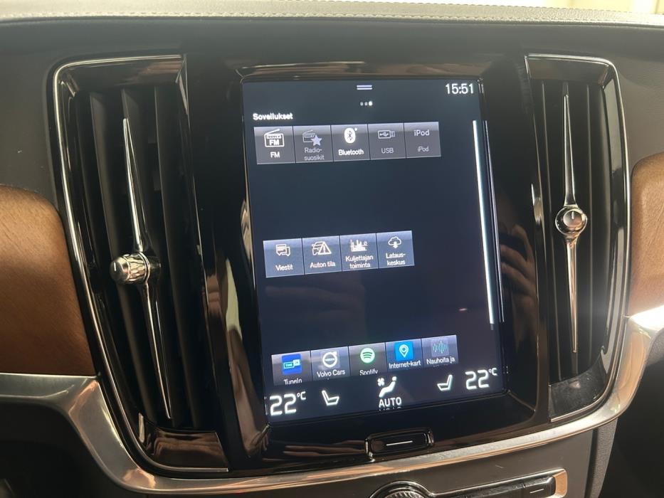 VOLVO V90 2020