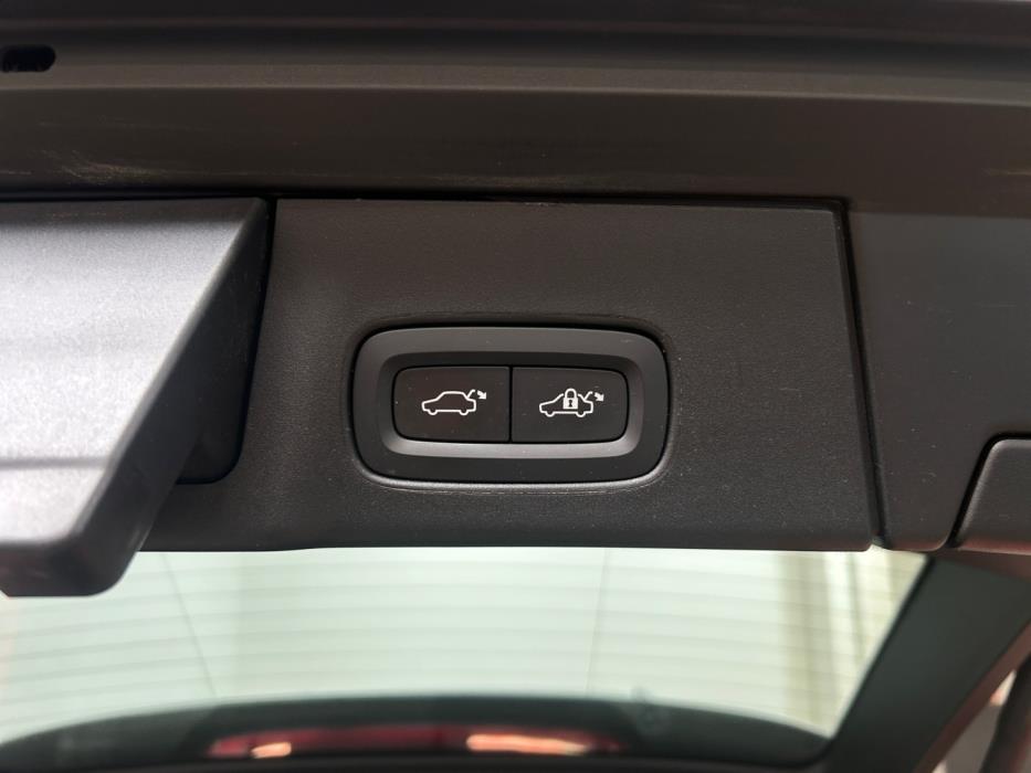 VOLVO V90 2020