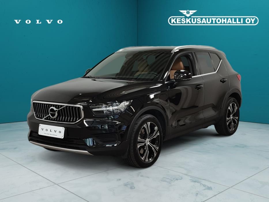 VOLVO XC40 2022