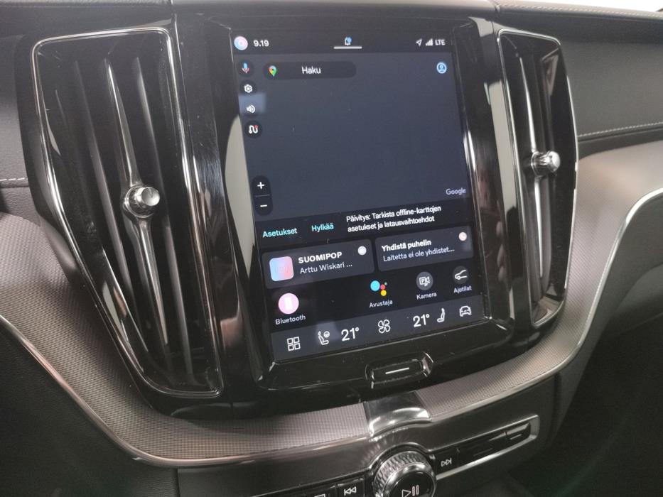 VOLVO XC60 2022