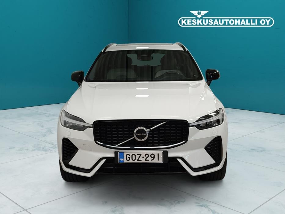 VOLVO XC60 2022