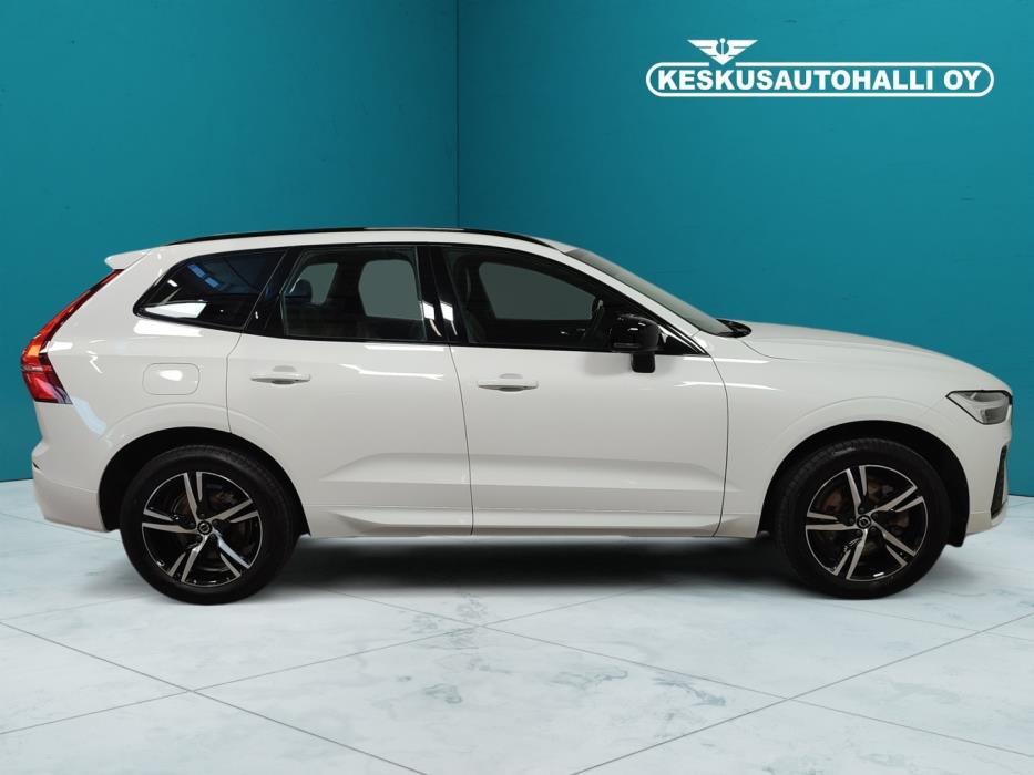 VOLVO XC60 2022