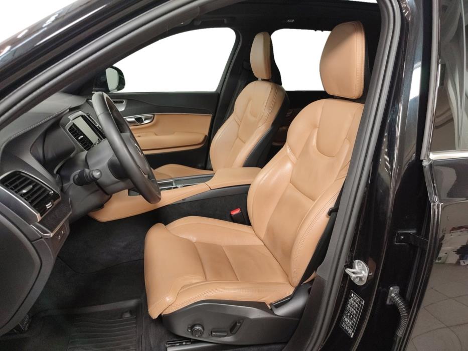 VOLVO XC90 2023