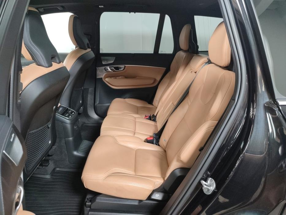 VOLVO XC90 2023