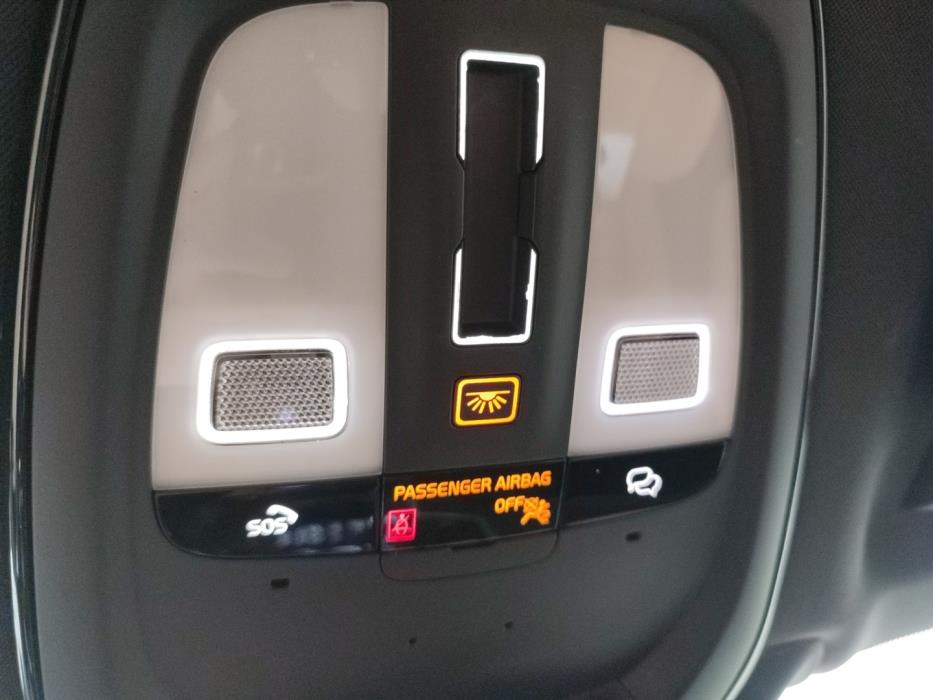 VOLVO XC90 2023