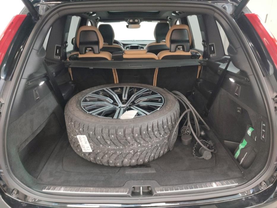 VOLVO XC90 2023