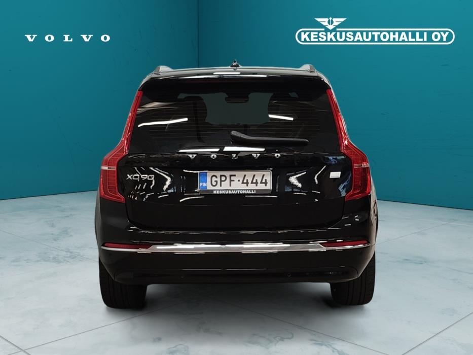 VOLVO XC90 2023