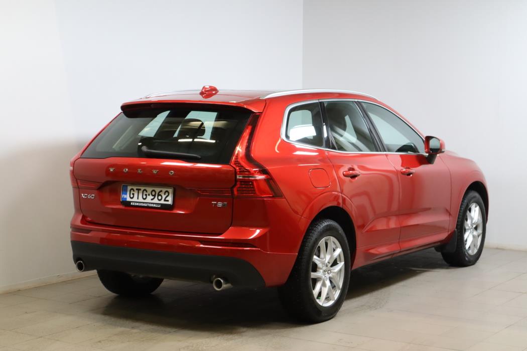 VOLVO XC60 2020