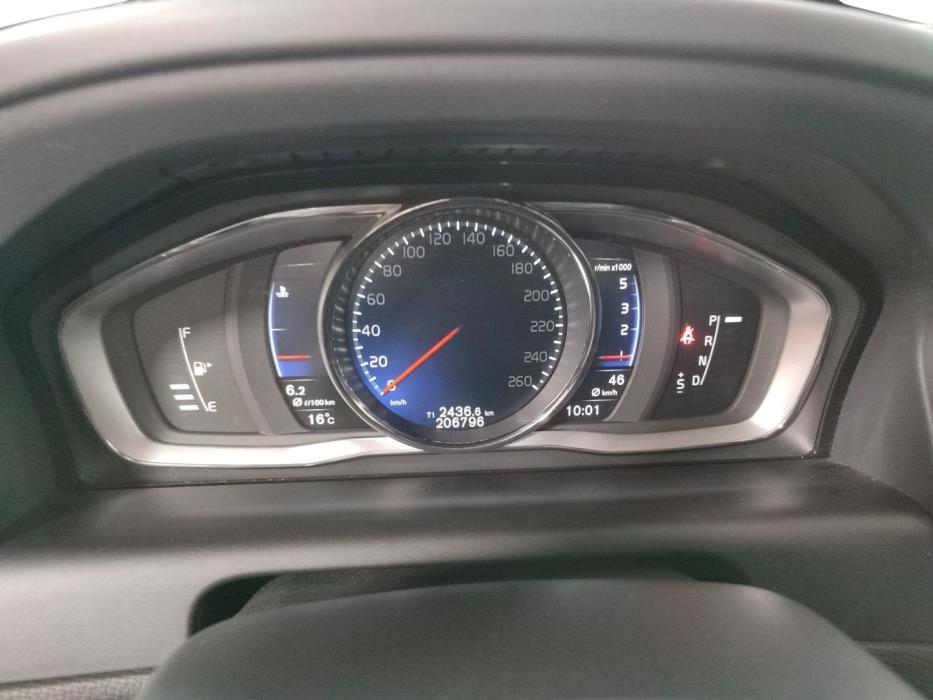 VOLVO XC60 2017