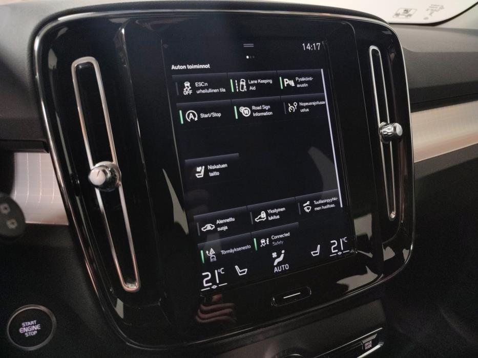 VOLVO XC40 2019