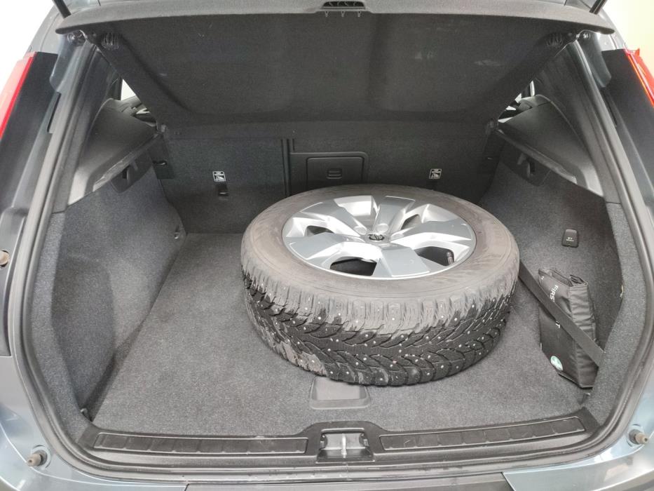 VOLVO XC40 2019