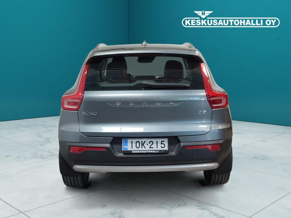 VOLVO XC40 2019