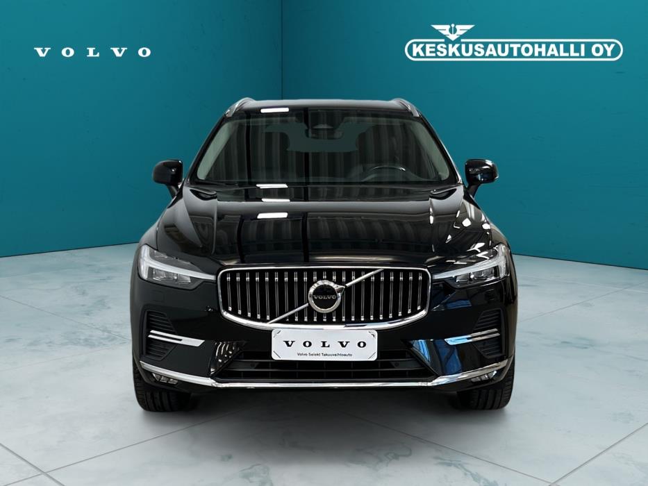 VOLVO XC60 2022