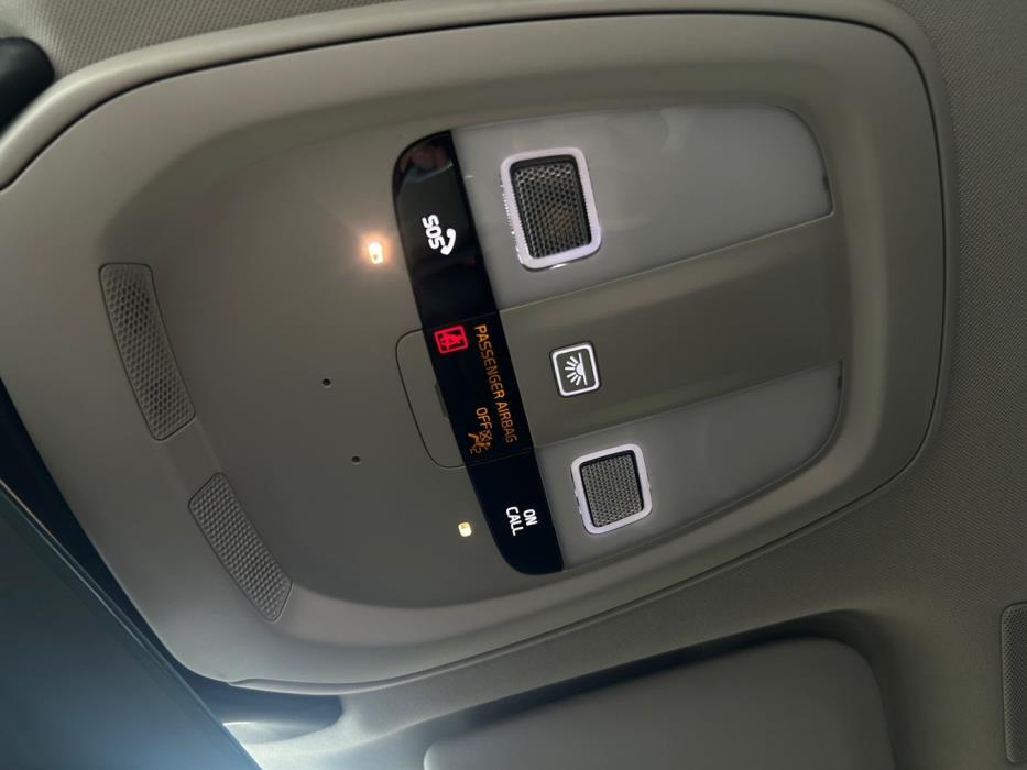 VOLVO XC60 2022