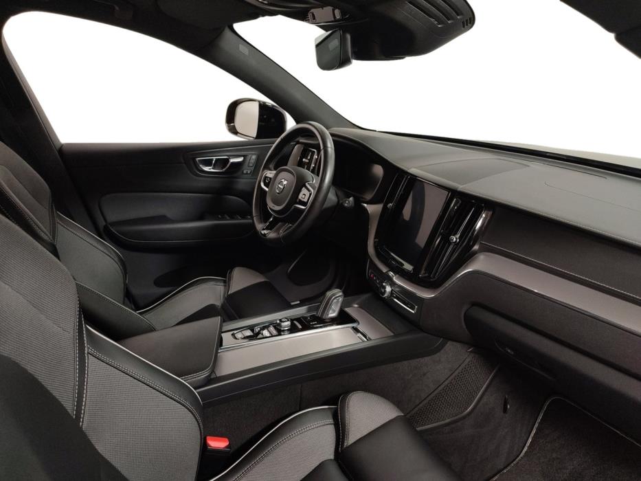VOLVO XC60 2020