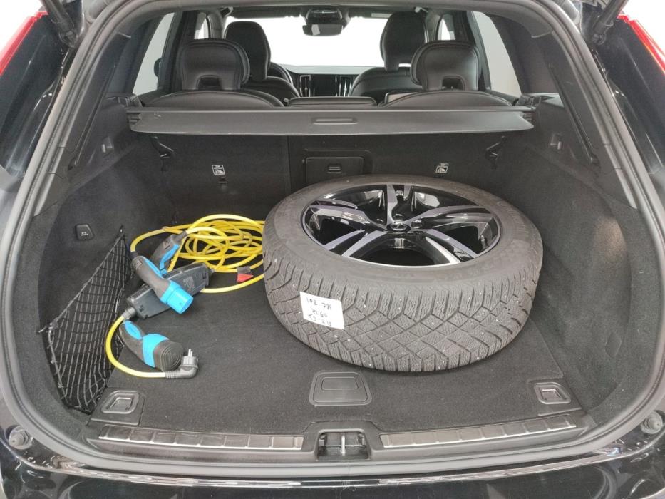 VOLVO XC60 2020