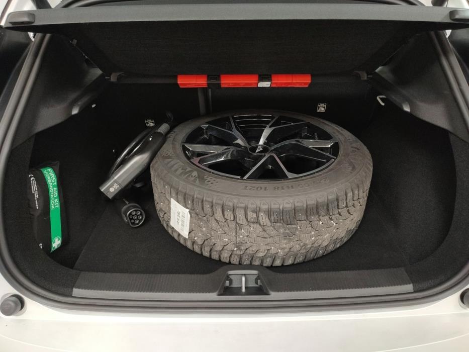 VOLVO EX30 2025