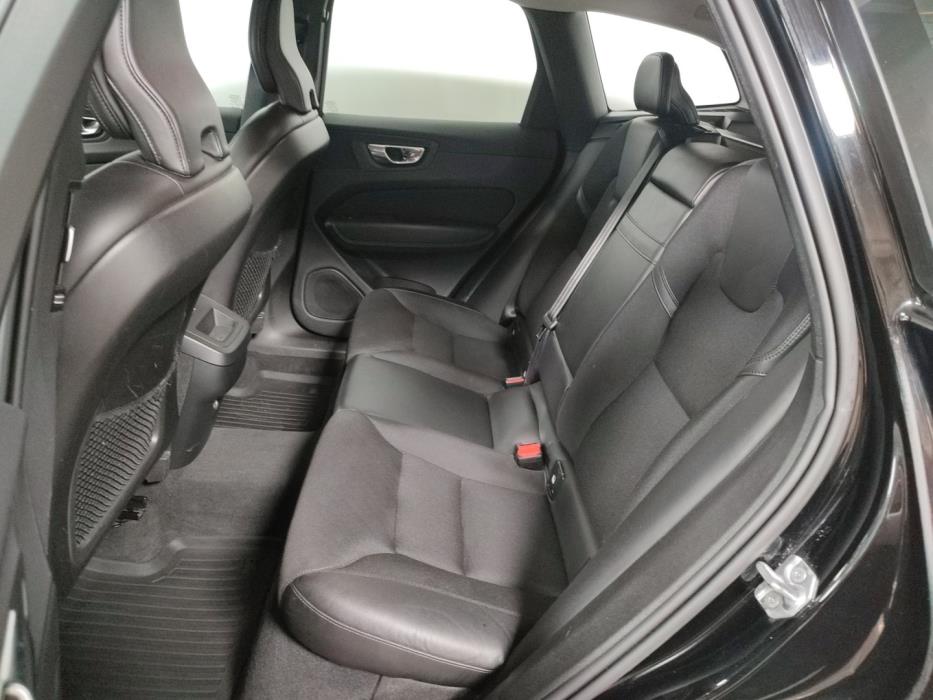 VOLVO XC60 2020