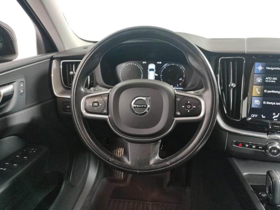VOLVO XC60 2020