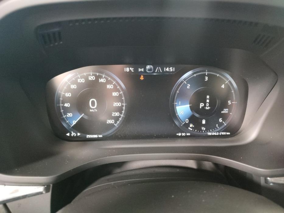 VOLVO XC60 2020