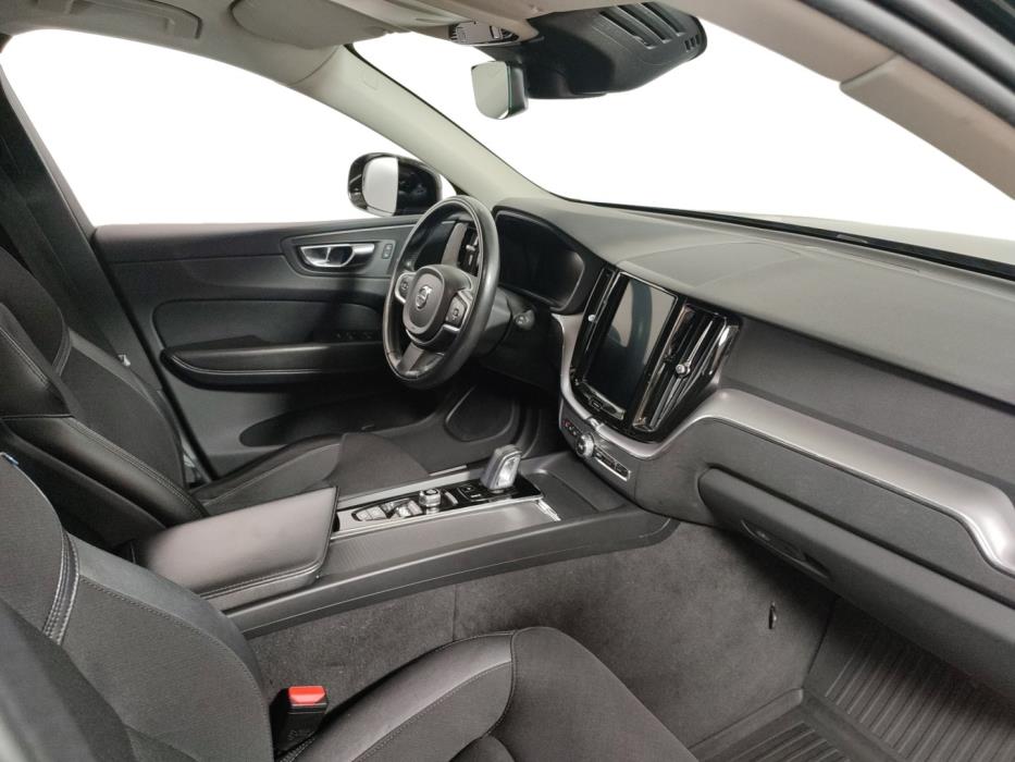 VOLVO XC60 2020
