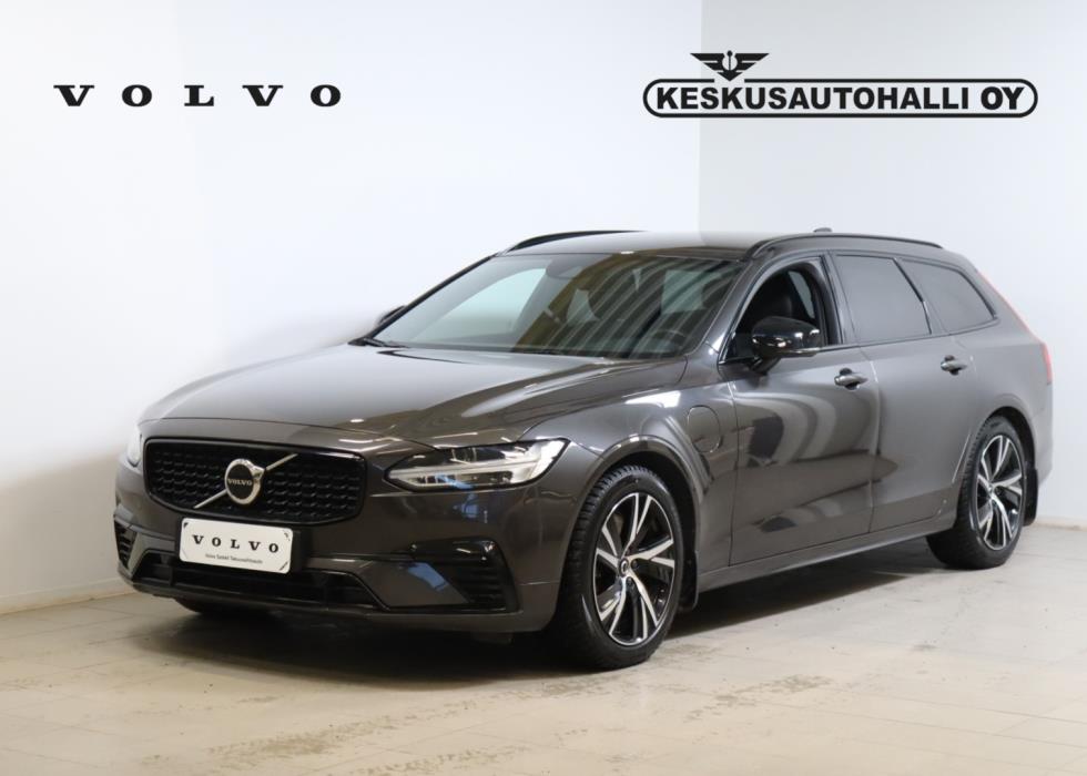 VOLVO V90 2021