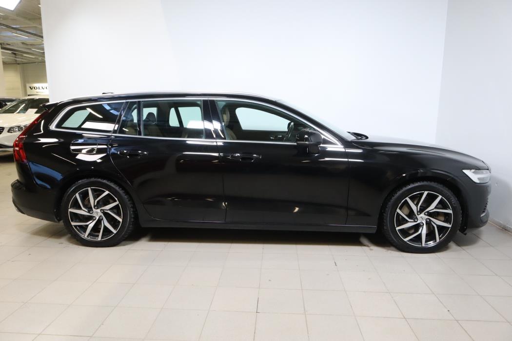 VOLVO V60 2020