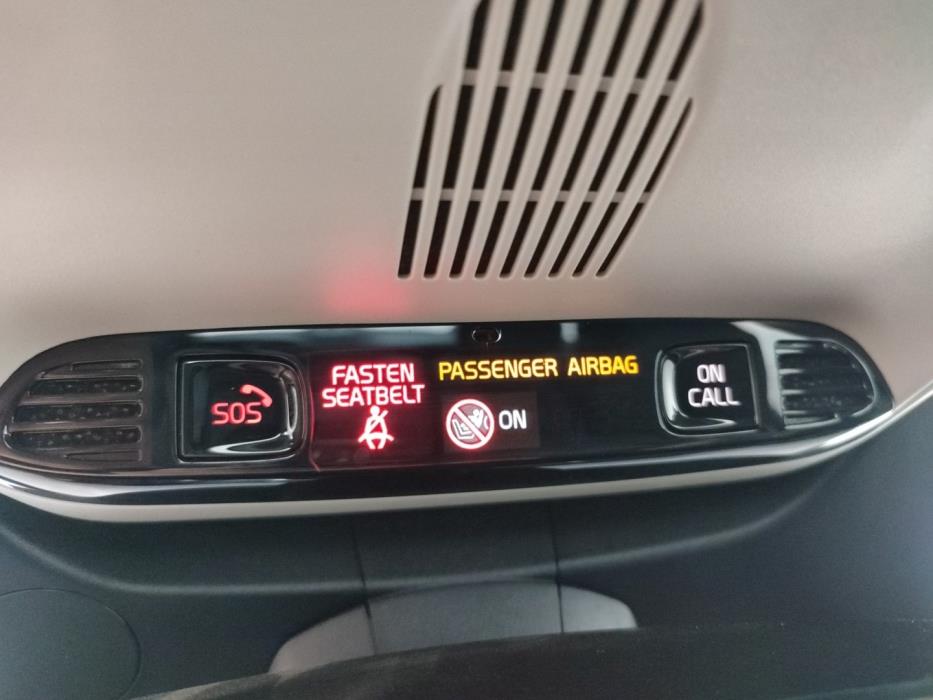 VOLVO XC90 2021