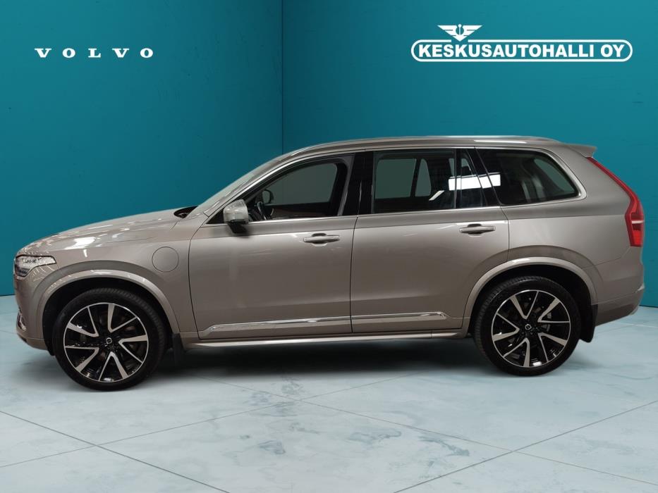 VOLVO XC90 2021