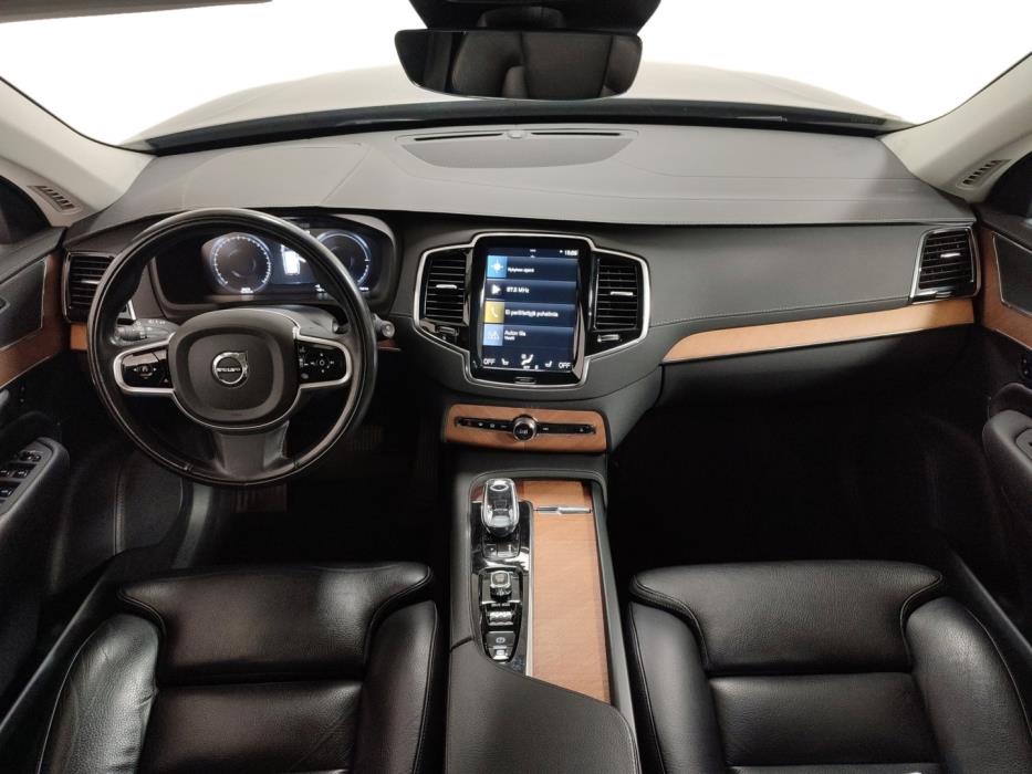 VOLVO XC90 2021
