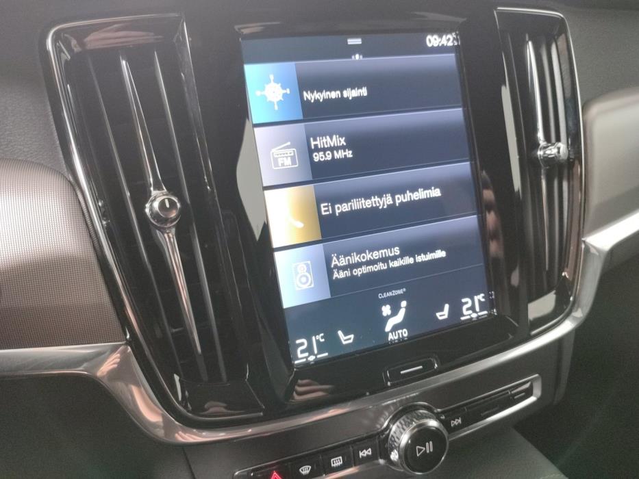 VOLVO V90 Cross Country 2021